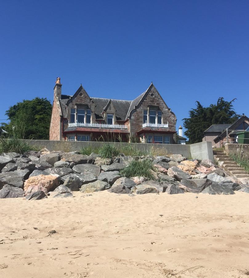 Tigh Na Mara Guest House Rosemarkie- Breakfast Optional ภายนอก รูปภาพ